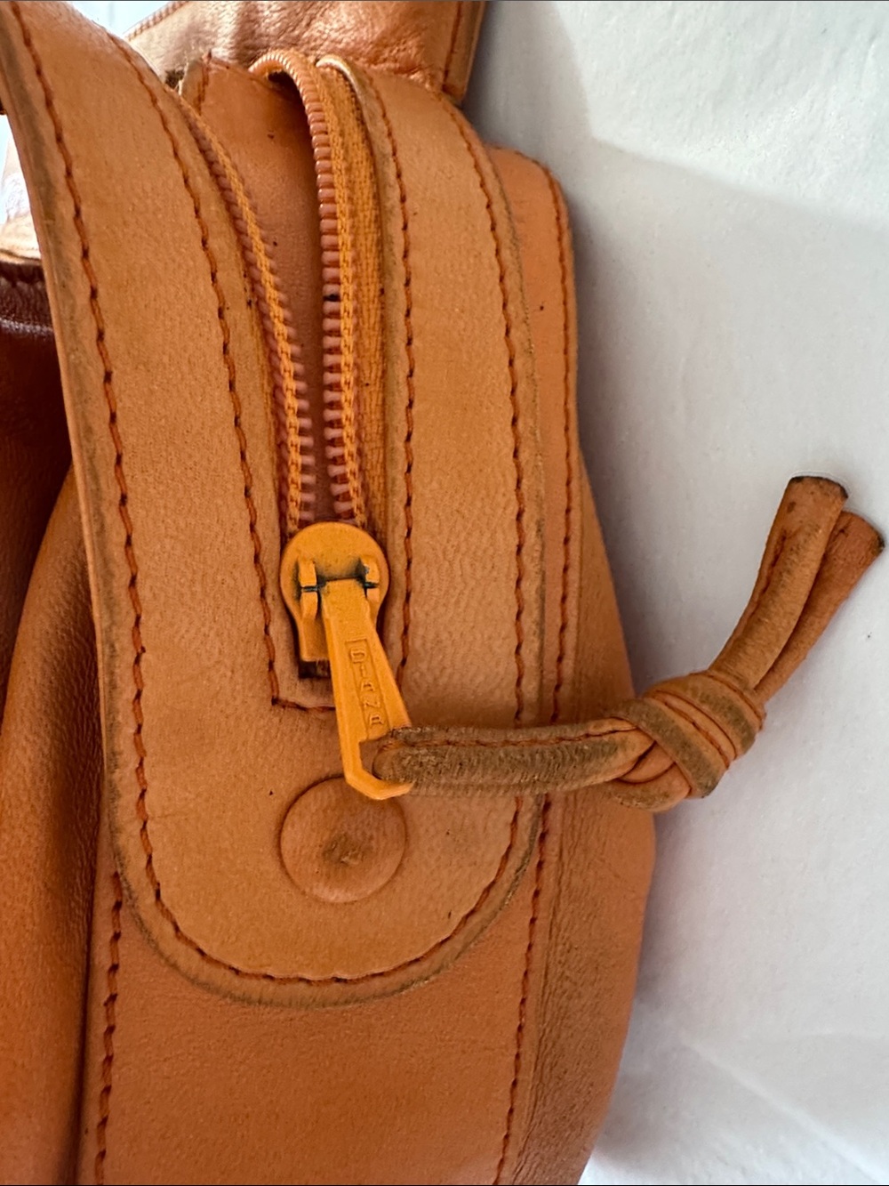 Vintage Loewe Leather Shoulder Bag - Picture 6 of 16